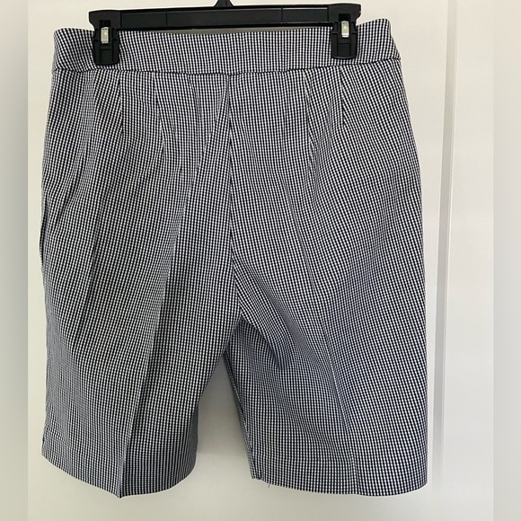 Time & Tru Small Black & White Check Bermuda Shorts  Size Small - Picture 3 of 5